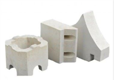 Sillimanitni blok za dno jezera staklene peći